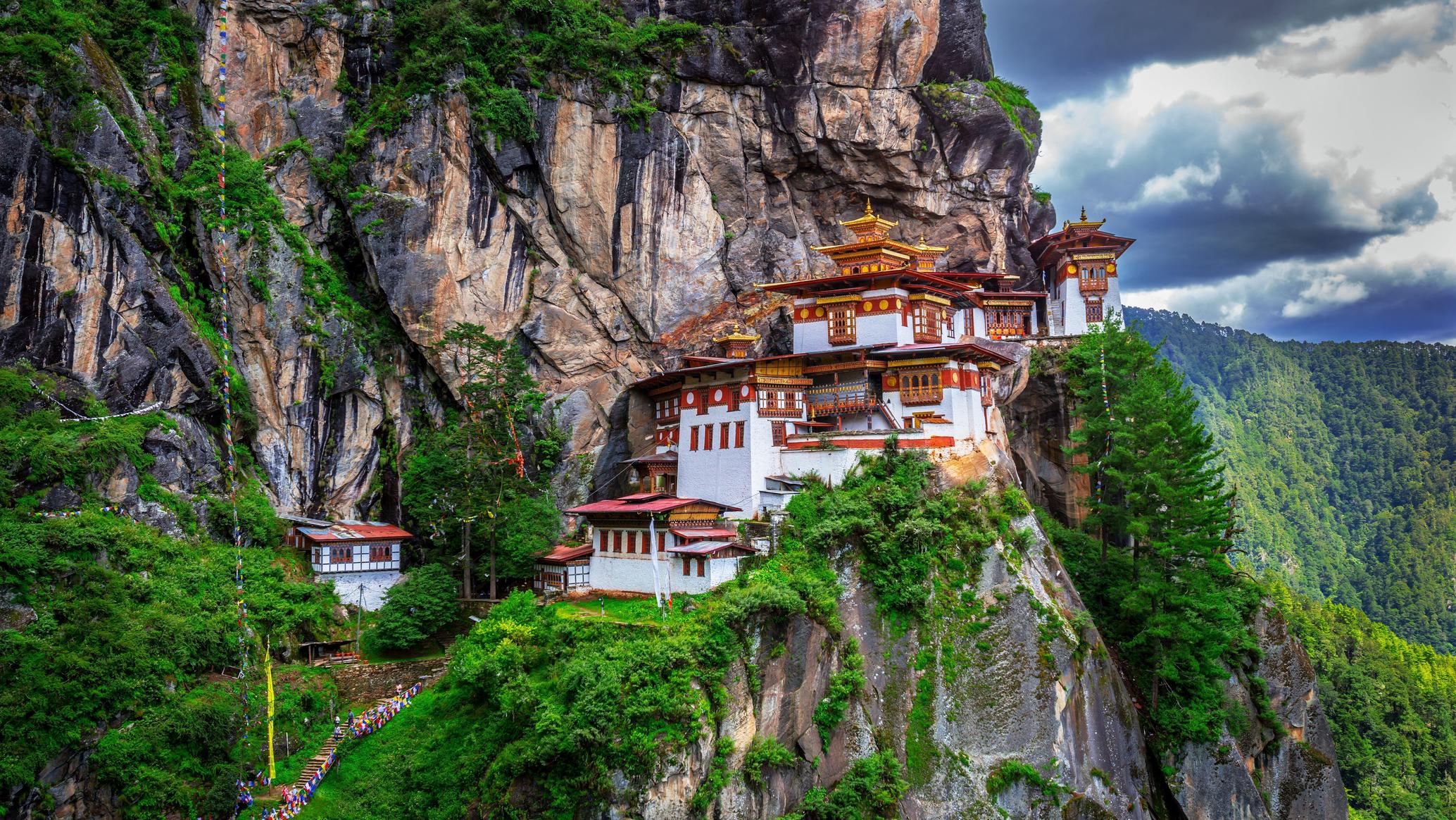 Bangalore to Bhutan Tour Packages: Enjoy Your Way to Hilly Heaven